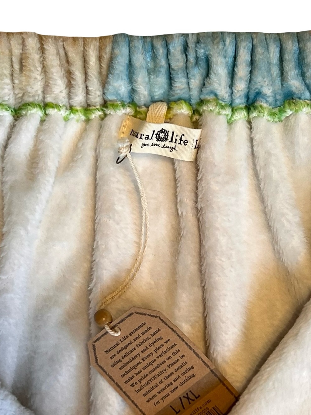 Natural Life Women’s Sz L/XL NWT Plush Towel Wrap Mushroom Print Ruffle - Picture 7 of 15